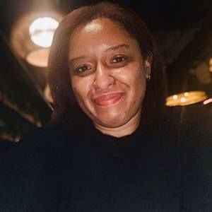 Meet your Posher, Robyn